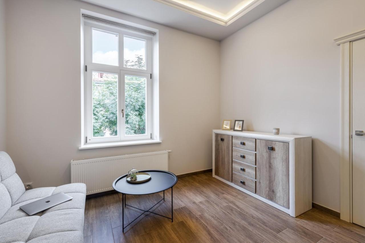 Inshiapartments On Kovzhuna Str Lviv Ngoại thất bức ảnh