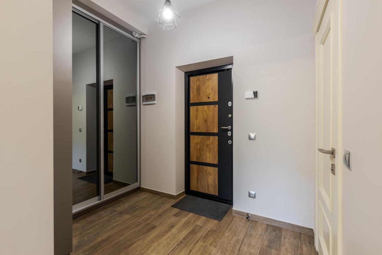 Inshiapartments On Kovzhuna Str Lviv Ngoại thất bức ảnh