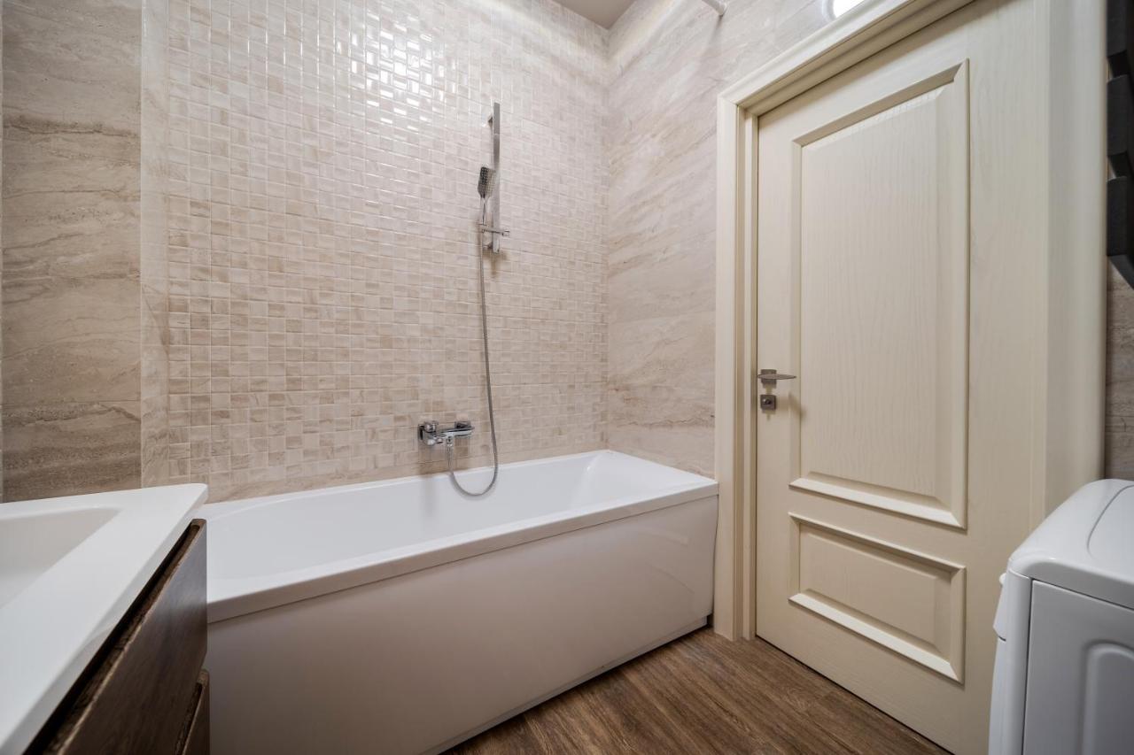 Inshiapartments On Kovzhuna Str Lviv Ngoại thất bức ảnh