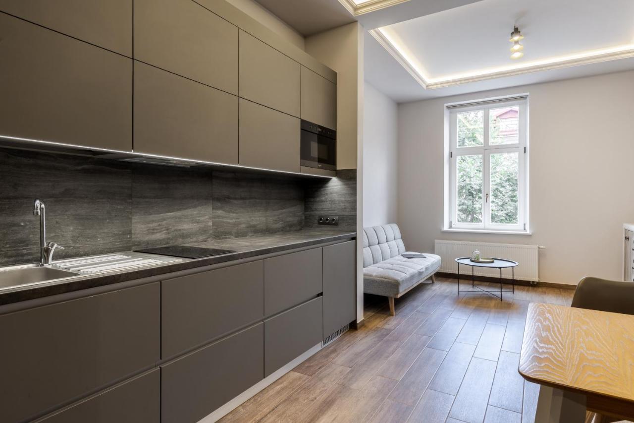 Inshiapartments On Kovzhuna Str Lviv Ngoại thất bức ảnh