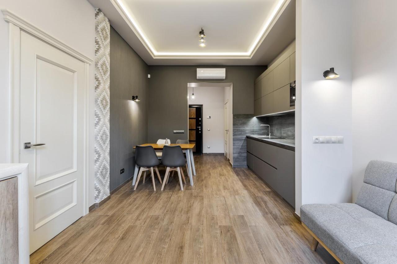 Inshiapartments On Kovzhuna Str Lviv Ngoại thất bức ảnh